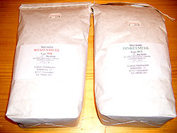 Weizen- und Dinkelmehl